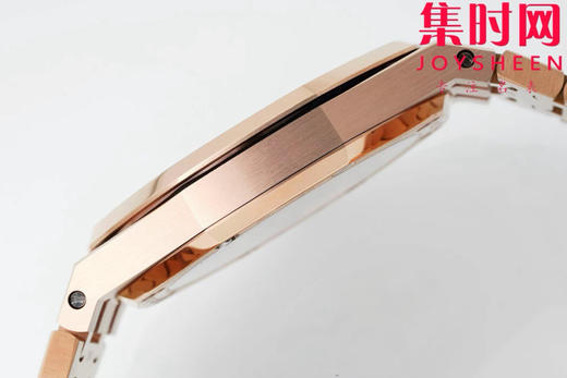 IPF爱彼皇家橡树15202系列 “大众情人”超薄精心打磨上市 男士腕表 小手腕福音
【精彩细节】表盘尺寸39mmX8.6mm 商品图7