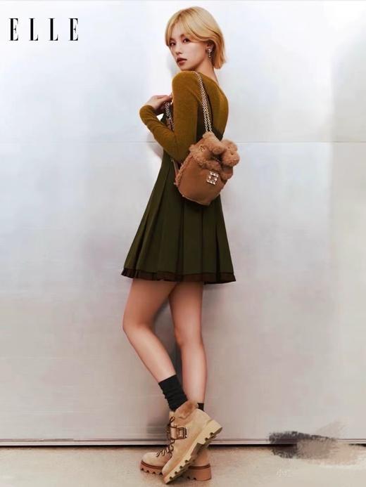 Ro&gerVivier 冬季新款方扣A级进口羊皮毛一体雪地靴 商品图8