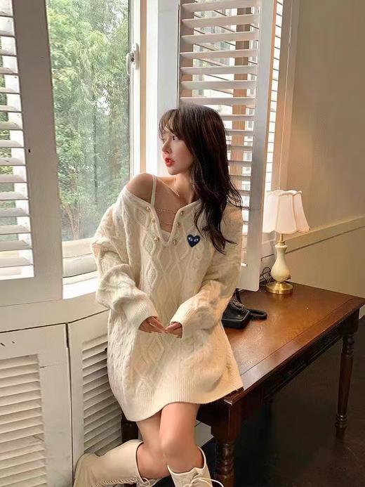 D112711秋冬新款V领麻花毛衣链条设计感慵懒套头宽松套头上衣 商品图7