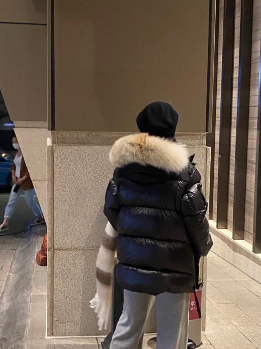 Canada Goose加拿大鹅男女大毛领羽绒服情侣 商品图3