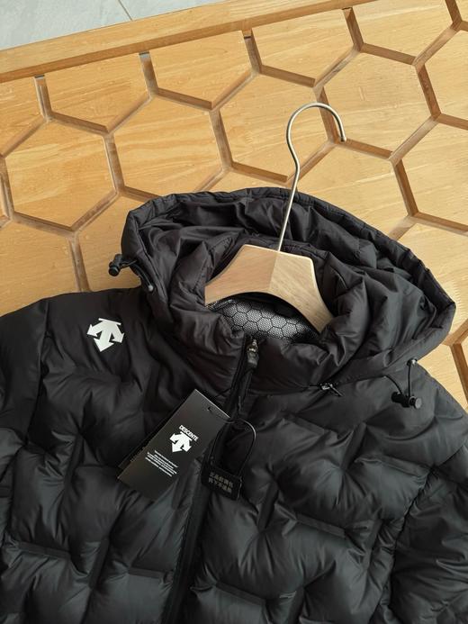 D112736户外登山徒步男款轻量保暖舒适连帽棉服外套 商品图7