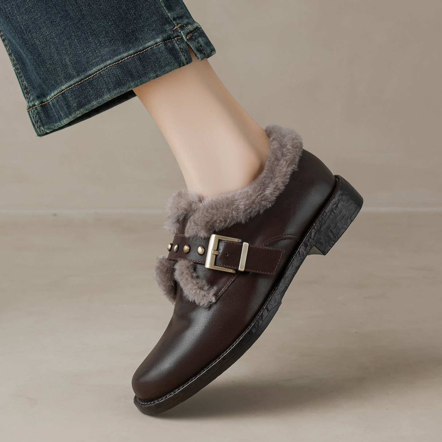 【预售5天】大码加绒乐福鞋毛绒豆豆鞋英伦风皮带扣粗跟羊糕毛小皮鞋OFSM-7250