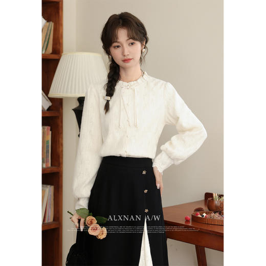 鹿向南「皑皑白雪」国风新中式米白色衬衫女秋冬长袖内搭打底上衣 商品图0