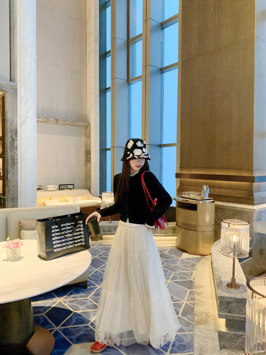 <曾小咸推荐>现货秒杀！微信超特价！黑色短款毛针织衫开衫 日常169.99 立减90 秒杀79.99！ 商品图7