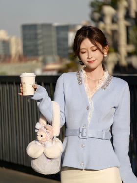 逸红颜明月优选#小香风毛衣『雪中鸢』V领羊毛混纺针织衫，❄️冰蓝重工水钻千金风