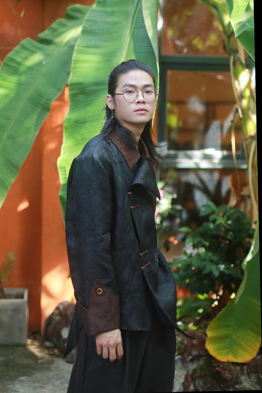 漫物记六经绞罗翻领斜襟香云纱M300 商品图5