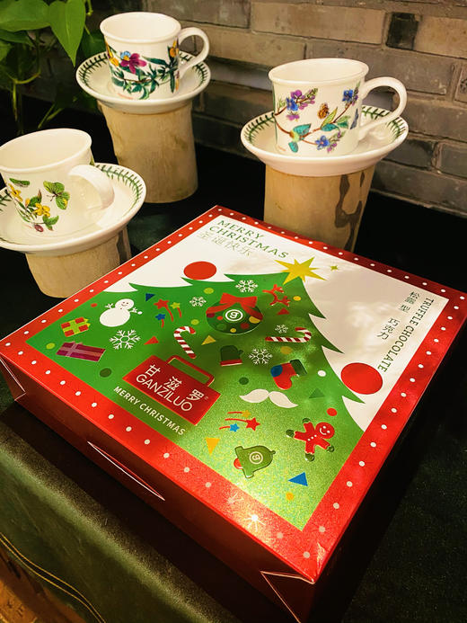 圣诞节🎄一年只卖一季⚠️ 还原松露巧克力最初的味道✅ 🎄圣诞限定🎁 甘滋罗.松露形巧克力（圣诞快乐礼盒） 🌟🌟🌟🌟🌟🌟 ✅下单赠送圣诞帽🎅  商品图4