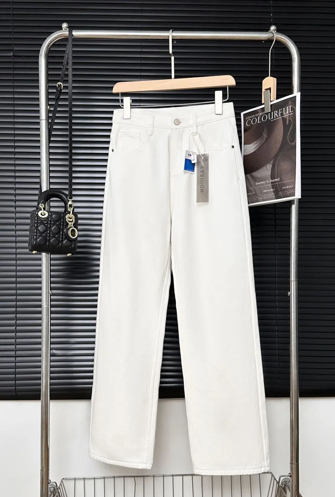 调白加绒加厚牛仔裤，加绒加厚暖到心坎，经典直筒窄版设计【3-5天发货】