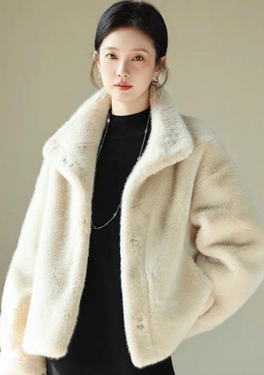 （前200名满139元加赠围巾）ORIGNAL&CO欧貂绒连帽马甲/大衣， 老钱风的贵气之选，时髦与高级感，上身格外温暖【3-5天发货，周末顺延】 商品图7