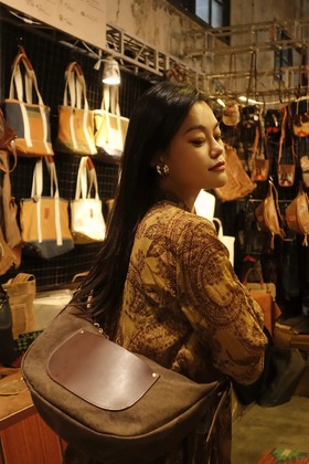 YU LEATHER/CA24DL/帆布饺子包