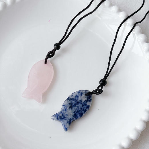 设计精致小巧小鱼吊坠天然石长链项链-纪念日百货门店同款168195315 商品图3