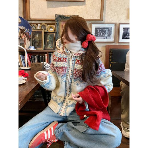 <曾小咸推荐>现货秒杀 ！微信超特价！费尔岛连帽针织衫外套 日常239.99 立减140 秒杀99.99！！ 商品图1