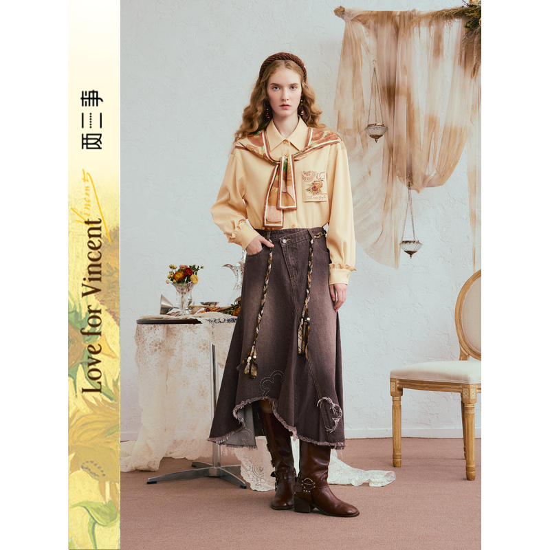 两三事梵高文艺 风过书页 2025冬季新款印花披肩拼接假两件衬衫女