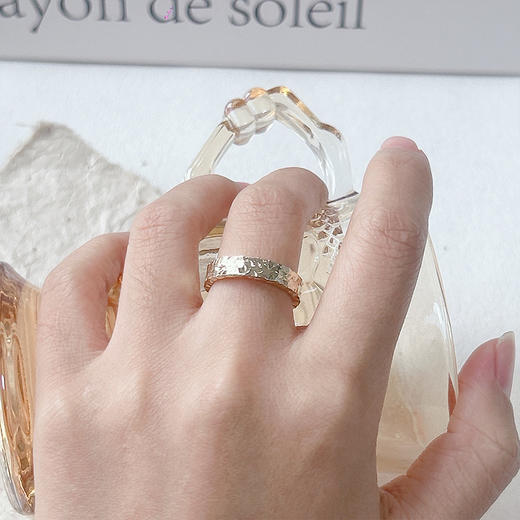 碎冰冰龙鳞纹理超精致舒适戒指-纪念日百货门店同款166143351 商品图4