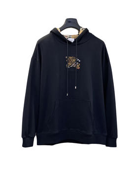 男款刺绣连帽卫衣he007