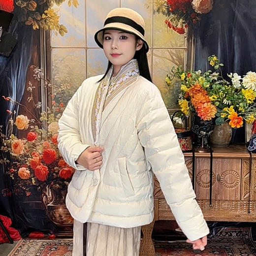 清风若梦民族风绣花羽绒服 | 现货加急发 商品图3