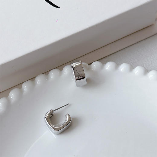 宽面造型简约时尚银针耳圈纪念日百货门店同款-162243275 商品图3
