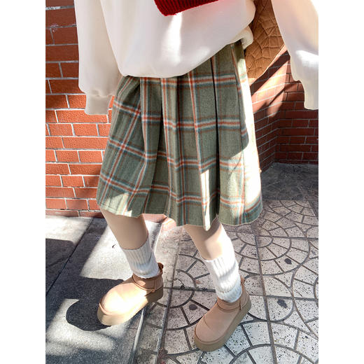 <曾小咸推荐>现货秒杀 ！微信超特价！韩系绿格纹百褶半身裙 日常139.99 立减60 秒杀79.99！！棉服外套 秒杀169.99！！ 商品图3