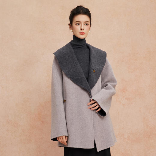 QH955斯尔丽25新款高级感撞色大翻领收腰时尚减龄显瘦双面呢大衣 商品图11