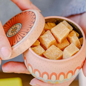 手敲梨膏糖 3.5斤天山雪梨凝炼1斤膏糖 含化间抚平干燥与咳嗽 110g/盒