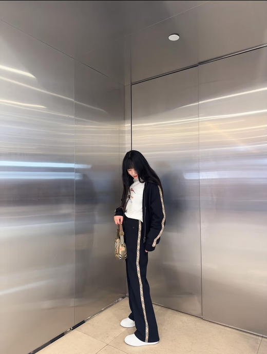 巴宝莉 全新系列运动裤(KX*MM) 商品图1