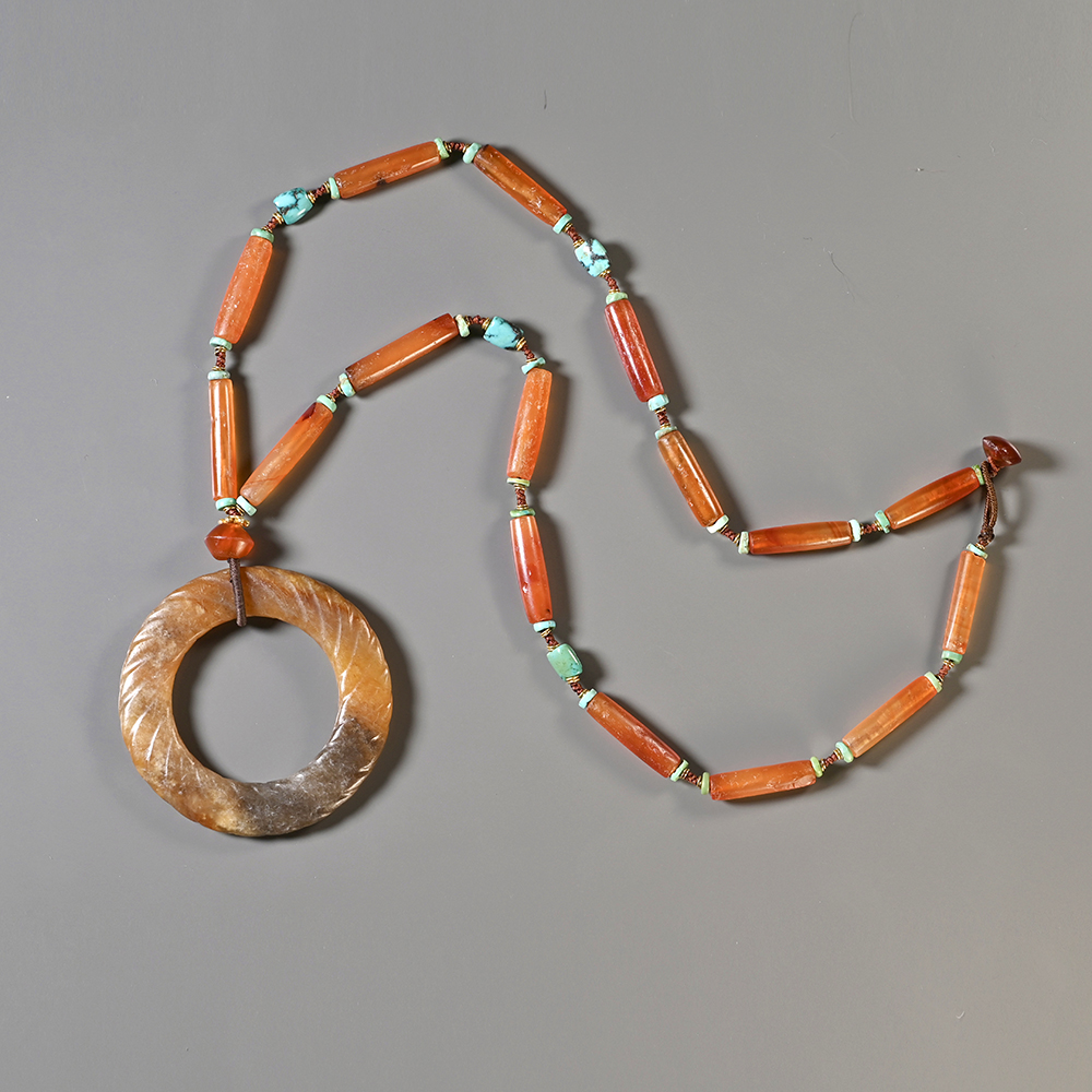 战国五色沁绞丝环+春秋绿松石+西亚高古红玛瑙项链