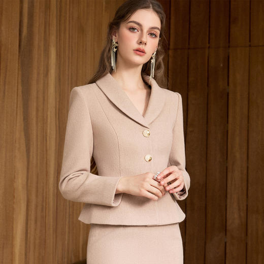 IWY/奶茶杏色高级感西装套裙女职业装通勤两件套秋冬长袖美容院工作服25CS900 商品图7
