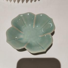 青玉花瓣碟-华宁陶