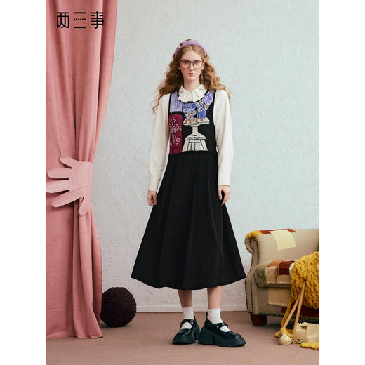 两三事 夜曲留白 2025冬季新款复古油画图案毛织无袖背心裙连衣裙 商品图0
