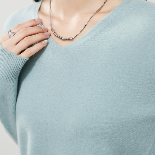 【无缝一体-V领羊毛衫】逸阳秋冬亲肤保暖简约打底针织衫7959V 商品图2