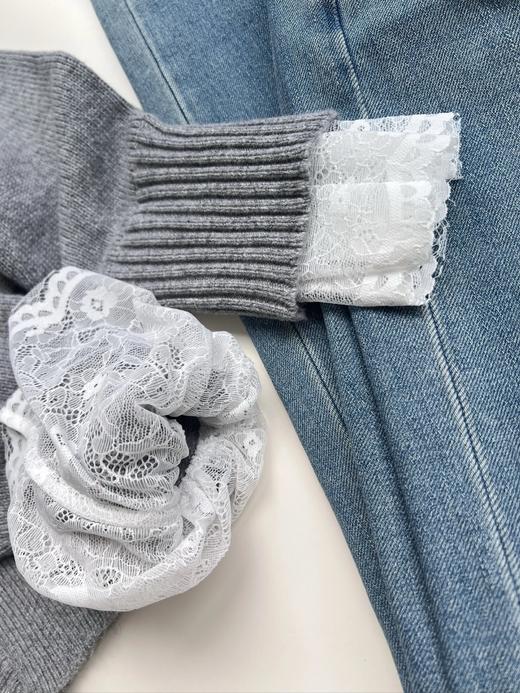 秋冬新款~超绝设计款！【蕾丝拼接 V 领收腰针织长袖外套】甄选34.9%绵羊毛混纺面料，手感紧密细腻~无标发货WD 商品图10