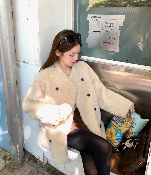 品牌直发~【AUChris双排扣100%羊剪绒真毛外套ACW2579 】一件就足够御寒！圣诞、年会、过年的"战衣"WD 商品图1