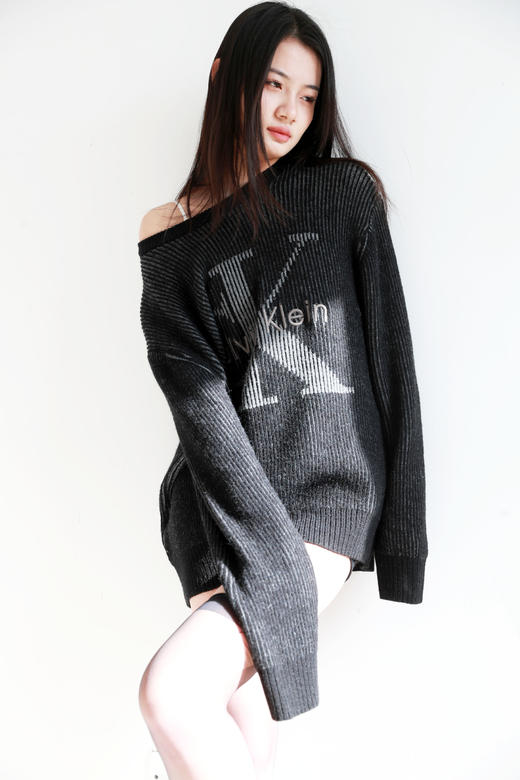 大字母肌理感毛衣，慵懒风氛围针织衫。情侣宽松打底毛衣C112866 商品图11