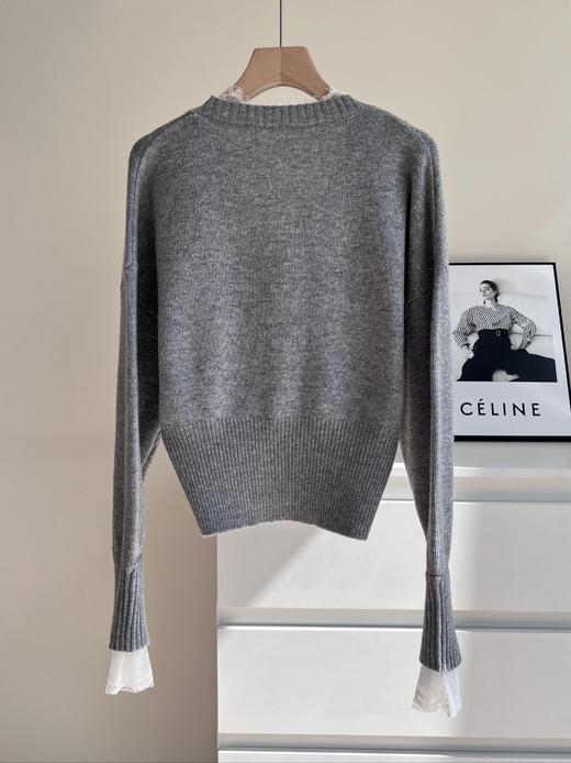 秋冬新款~超绝设计款！【蕾丝拼接 V 领收腰针织长袖外套】甄选34.9%绵羊毛混纺面料，手感紧密细腻~无标发货WD 商品图5