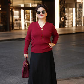 2025早秋新款奢雅酒红雅黑V领针织衫百搭大码女装长袖上衣SY208