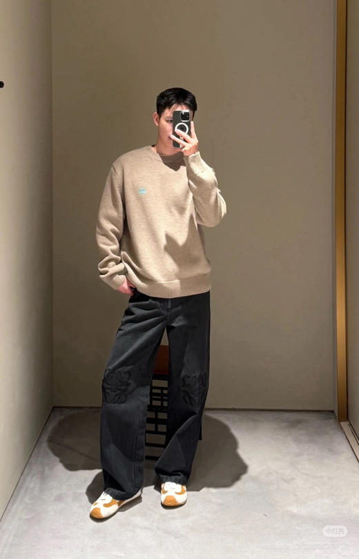 1128-7 独家圆正 lew 更软糯全羊毛 经典款徽标刺绣 情侣款 套头毛衣 商品图1