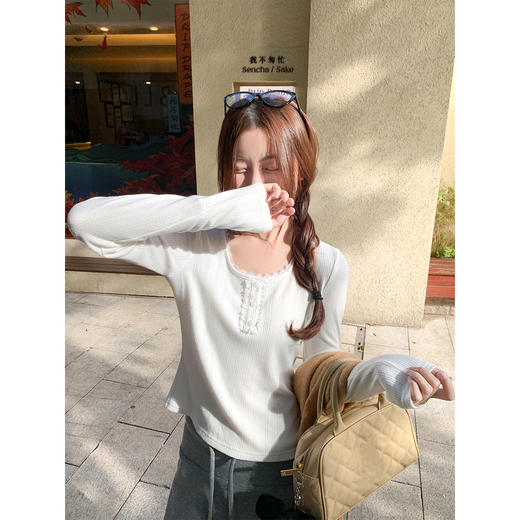 <曾小咸推荐>3.17现货秒杀 ！微信超特价！韩系蕾丝边打底衫 日常129.99 立减70 秒杀59.99！！休闲裤  秒杀79.99！ 商品图2