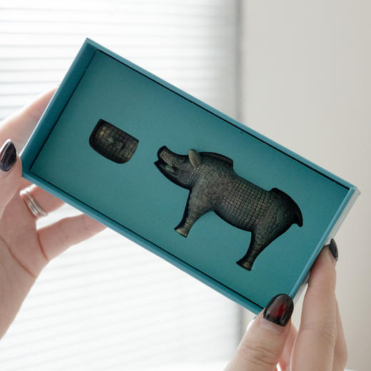 豕形铜尊冰箱贴 文创立体磁吸冰箱贴国风创意纪念品 商品图6