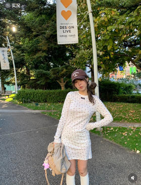 缪缪 Holiday系列新款 碎花长袖T恤(KX*MM)