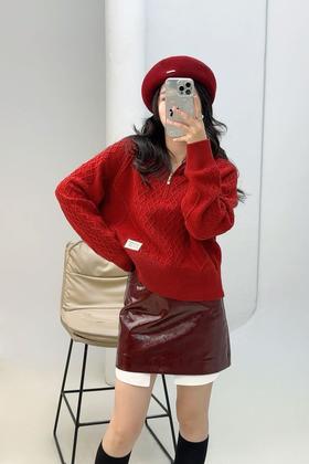 LNNNS 红色吸睛拉链绞花翻领毛衣 21805