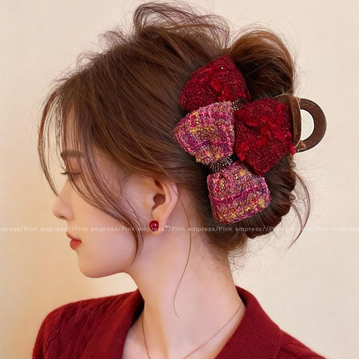 2026年新年红色蝴蝶结抓夹大号发夹女新款高级感鲨鱼夹子后脑勺头饰 商品图4