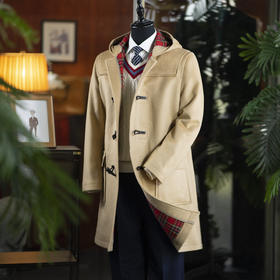 新款秋冬牛角扣大衣  三色可选