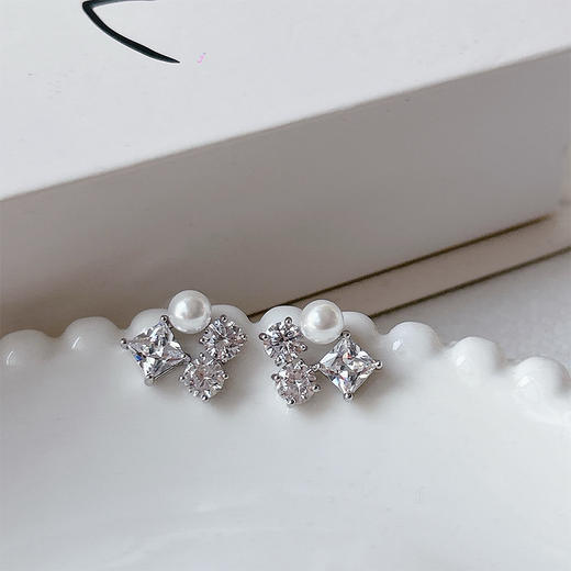 爆闪锆石珍珠耳钉女独特绝美2025耳环耳饰银针耳环-纪念日百货门店同款167595763 商品图0