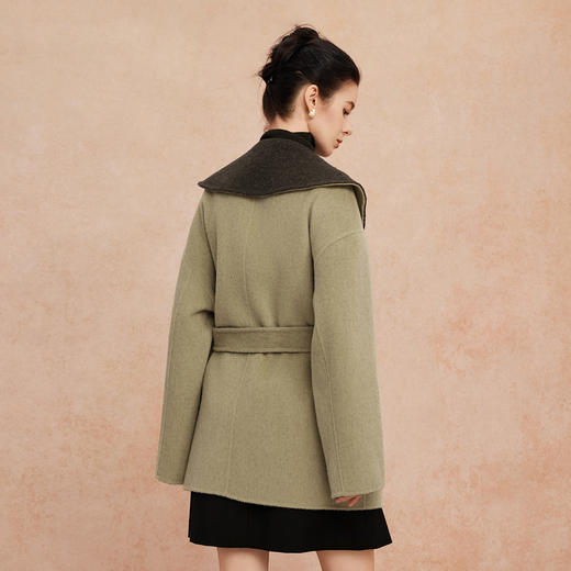 QH955斯尔丽25新款高级感撞色大翻领收腰时尚减龄显瘦双面呢大衣 商品图1
