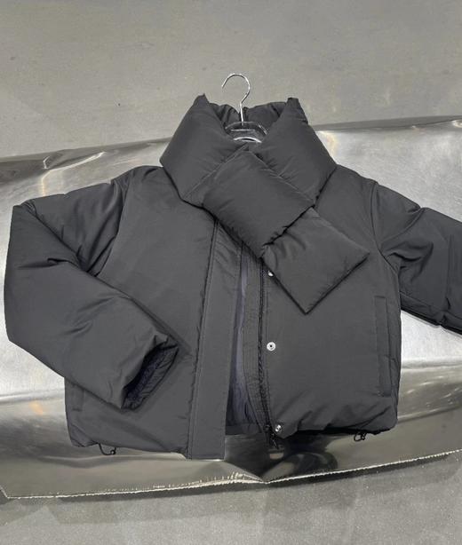 重磅渠道  纯元 AW围巾面包羽绒服 可拆卸围巾  白鸭绒短款羽绒服  防水防油污！ 商品图0