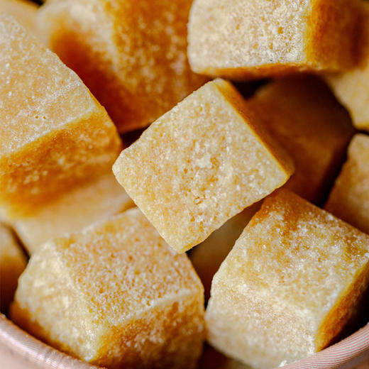 【秋冬护嗓】手敲梨膏糖 3.5斤天山雪梨凝炼1斤膏糖 含化间抚平干燥与咳嗽 110g/盒 商品图2