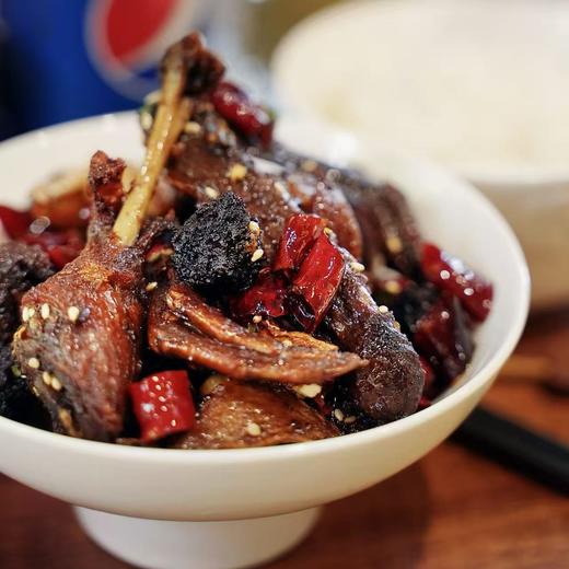 【斌哥优选】杨梅麻鸭。现做现卖的地标私房菜。配酒、夜宵、追剧必备。短保哦 商品图1