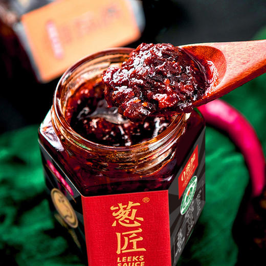 葱匠牛肉辣酱拌饭酱香辣大葱酱拌面酱下饭酱干饭牛肉酱香辣调味酱165g 商品图3