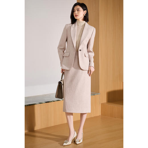 剩M/XL/S/L/XXL 双面针织羊毛西装 立体挺括 厚实挺括的质感 柔软亲肤的触感 米思阳2025秋冬新款通勤OL羊毛修身一粒扣西装外套女5535+半身裙5536+西裤5628（单拍） 商品图2