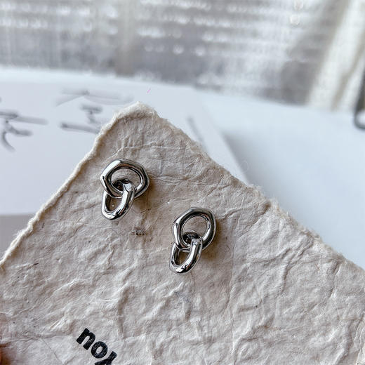 时尚百搭简约设计感银针耳环-纪念日百货门店同款162243291 商品图3